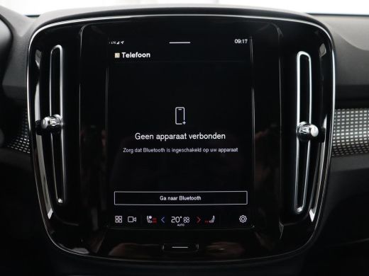 Volvo  XC40 Recharge P8 AWD R Design | Trekhaak | Leder/Alcantara | Stoel & stuurverwarming | Harman/Kardon |... ActivLease financial lease