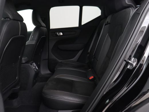 Volvo  XC40 Recharge P8 AWD R Design | Trekhaak | Leder/Alcantara | Stoel & stuurverwarming | Harman/Kardon |... ActivLease financial lease
