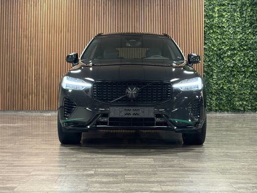 Volvo  XC60 T6 AWD Recharge Plus Black Edition Trekhaak | Michelin All Season banden | Harman Kardon | 21 Inc... ActivLease financial lease