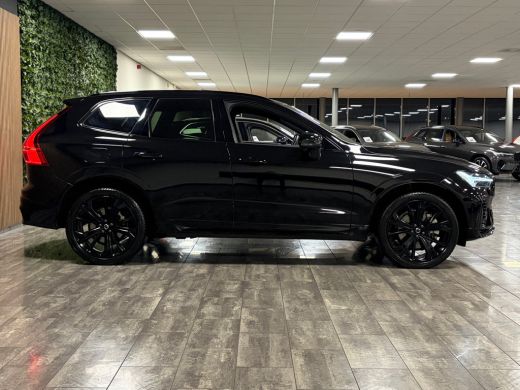 Volvo  XC60 T6 AWD Recharge Plus Black Edition Trekhaak | Michelin All Season banden | Harman Kardon | 21 Inc... ActivLease financial lease