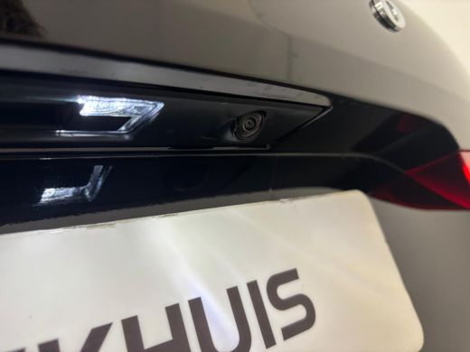 Volvo  XC60 T6 Plug-in hybrid AWD Business Edition | Achterbank verwarmd | Achteruitrijcamera | Apple Carplay... ActivLease financial lease