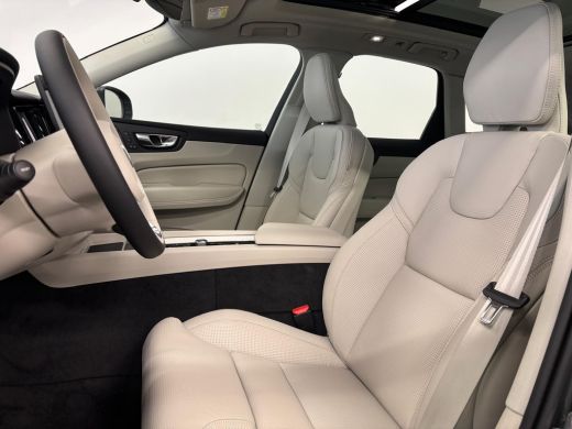 Volvo  XC60 T6 Plug-in hybrid AWD Plus Bright | Achterbank verwarmd | Apple Carplay/Android Auto|telefooninte... ActivLease financial lease