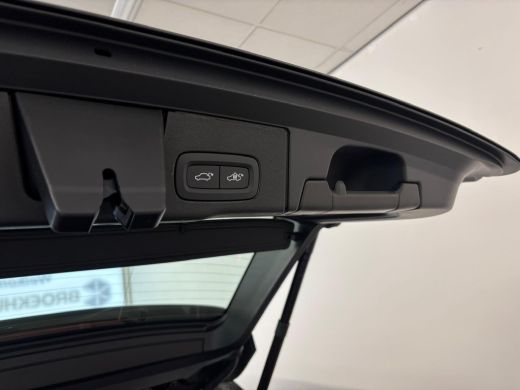 Volvo  XC60 T6 Plug-in hybrid AWD Plus Bright | Achterbank verwarmd | Apple Carplay/Android Auto|telefooninte... ActivLease financial lease