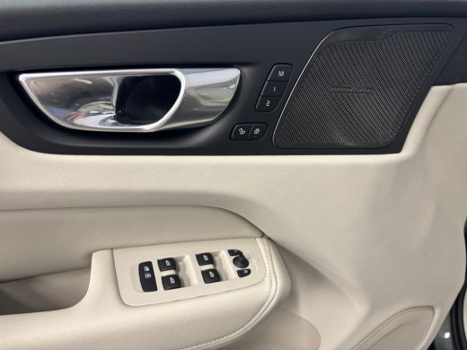 Volvo  XC60 T6 Plug-in hybrid AWD Plus Bright | Achterbank verwarmd | Apple Carplay/Android Auto|telefooninte... ActivLease financial lease