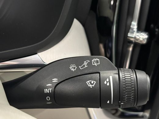 Volvo  XC60 T6 Plug-in hybrid AWD Plus Bright | Achterbank verwarmd | Apple Carplay/Android Auto|telefooninte... ActivLease financial lease