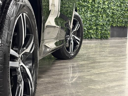 Volvo  XC60 T8 AWD Recharge R-Design Full Option! | Bowers & Wilkins | Luchtvering | Trekhaak | Stoelventilat... ActivLease financial lease