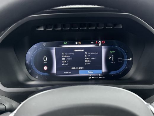 Volvo  XC90 T8 Recharge Ultra Bright | 21" | Luchtvering | Trekhaak | Getint glas | Head-up | Panoramadak | 3... ActivLease financial lease