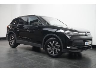 Volkswagen Tiguan 1.5 eTSI 150 pk Life 7-DSG | Wegklapbare Trekhaak | Achteruitrijcamera | Stoel/stuur verwarming |