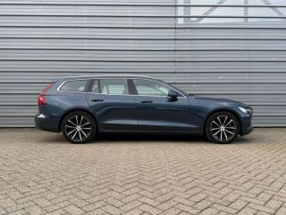 Volvo  V60 T6 350PK Plus Bright | HK Audio | Gelam Glas | Stoel&Stuur Verw. | Adap Cruise |