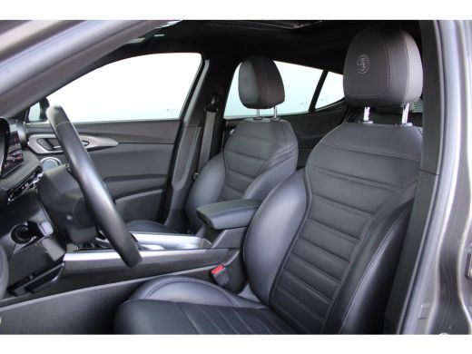 Alfa Romeo Tonale Edizione Speciale 280PK Plug-In Hybride | Panorama dak | Lederen bekleding | Stoel- & en stuurver... ActivLease financial lease