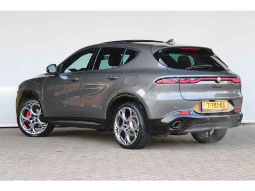 Alfa Romeo Tonale Edizione Speciale 280PK Plug-In Hybride | Panorama dak | Lederen bekleding | Stoel- & en stuurver... ActivLease financial lease