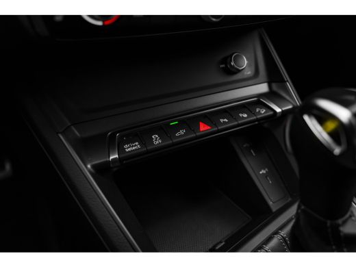 Audi Q3 45 TFSI e S line 245pk | Trekhaak | Sonos Audio | 360 Camera | Stoelverwarming Voor | Zwart Optie... ActivLease financial lease