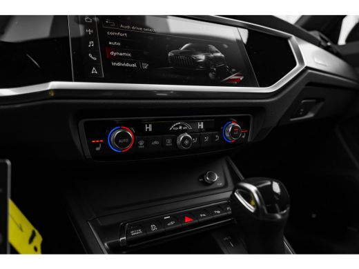 Audi Q3 45 TFSI e S line 245pk | Trekhaak | Sonos Audio | 360 Camera | Stoelverwarming Voor | Zwart Optie... ActivLease financial lease