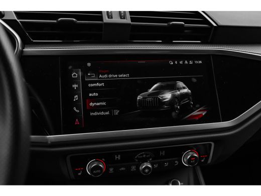 Audi Q3 45 TFSI e S line 245pk | Trekhaak | Sonos Audio | 360 Camera | Stoelverwarming Voor | Zwart Optie... ActivLease financial lease