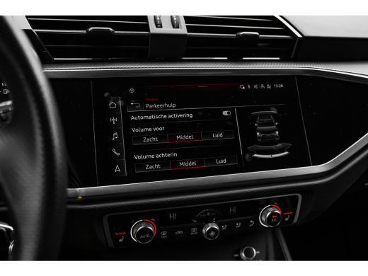 Audi Q3 45 TFSI e S line 245pk | Trekhaak | Sonos Audio | 360 Camera | Stoelverwarming Voor | Zwart Optie... ActivLease financial lease