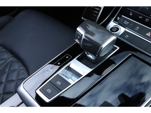 Audi Q8 60 TFSI e quattro Pro Line S Competition Carbon | Trekhaak | Pano | ACC | Valcona Leder | Luchtve... ActivLease financial lease