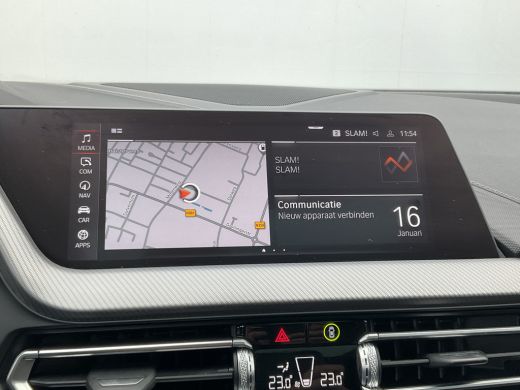 BMW 1 Serie 120i M-Sport Automaat Pano.dak Leer Stoel/Stuurverw HUD Carplay Stoelverw Led VOL! ActivLease financial lease