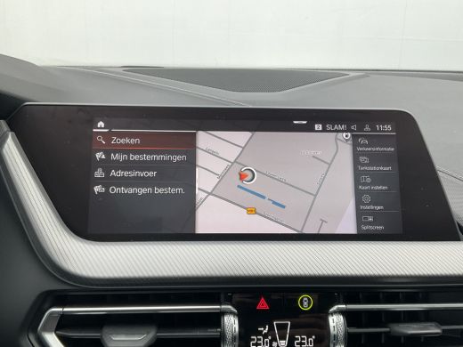 BMW 1 Serie 120i M-Sport Automaat Pano.dak Leer Stoel/Stuurverw HUD Carplay Stoelverw Led VOL! ActivLease financial lease