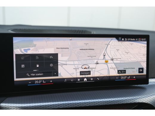 BMW 3 Serie Touring 330e High Executive M Sport Automaat / Panoramadak / Trekhaak / Sportstoelen / Adaptieve ... ActivLease financial lease