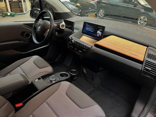 BMW i3 Executive 120Ah 42 kWh"For The Oceans"/Schuifdak/Carplay/W-pomp/3-Fase/20"Jet-black ActivLease financial lease