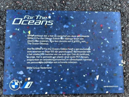 BMW i3 Executive 120Ah 42 kWh"For The Oceans"/Schuifdak/Carplay/W-pomp/3-Fase/20"Jet-black ActivLease financial lease