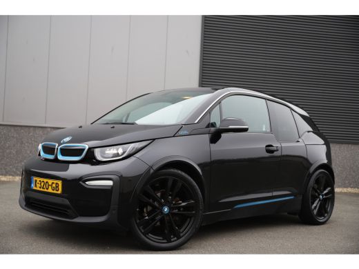 BMW i3 Executive 120Ah 42 kWh"For The Oceans"/Schuifdak/Carplay/W-pomp/3-Fase/20"Jet-black ActivLease financial lease