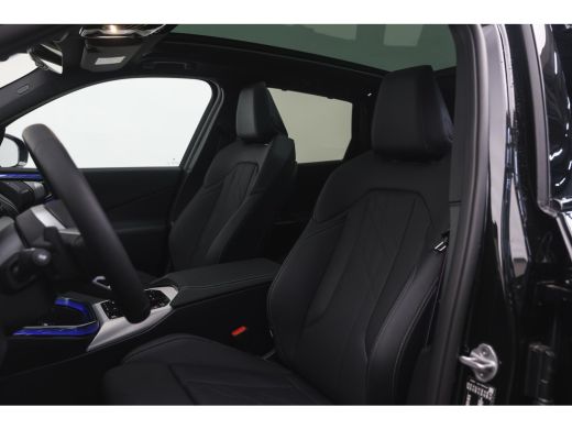 BMW X3 30e xDrive M Sport Automaat / Panoramadak / Trekhaak / Sportstoelen / Stoelventilatie / Comfort A... ActivLease financial lease