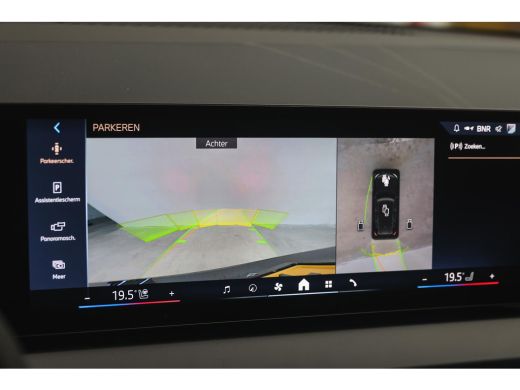 BMW X3 30e xDrive M Sport Automaat / Panoramadak / Trekhaak / Sportstoelen / Stoelventilatie / Comfort A... ActivLease financial lease