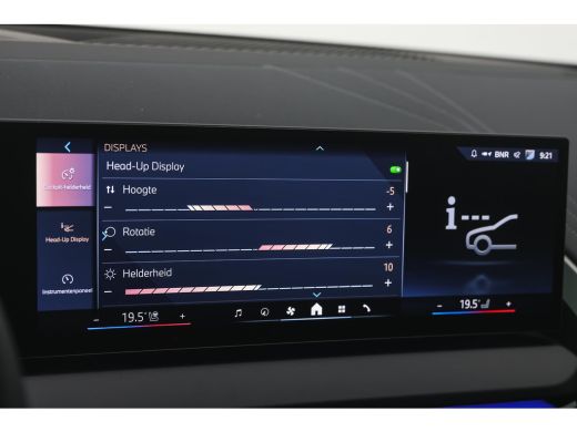 BMW X3 30e xDrive M Sport Automaat / Panoramadak / Trekhaak / Sportstoelen / Stoelventilatie / Comfort A... ActivLease financial lease