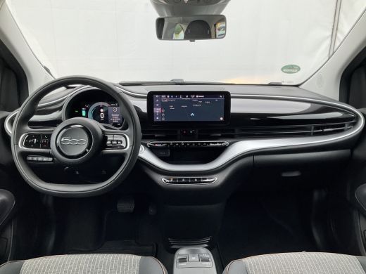 Fiat 500 Icon 42 kWh SOH 93% Carplay Cruise Clima Led Digitaal NL-Auto Voll.Onderhouden! ActivLease financial lease
