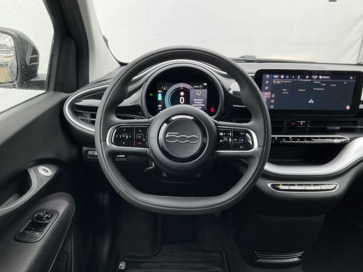 Fiat 500 Icon 42 kWh SOH 93% Carplay Cruise Clima Led Digitaal NL-Auto Voll.Onderhouden! ActivLease financial lease
