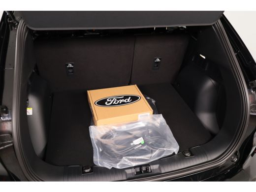 Ford Kuga Plug-In Hybrid ST-Line | Trekhaak Elektrisch Wegklapbaar | Elektrisch Panoramadak | Winter Pack | ActivLease financial lease