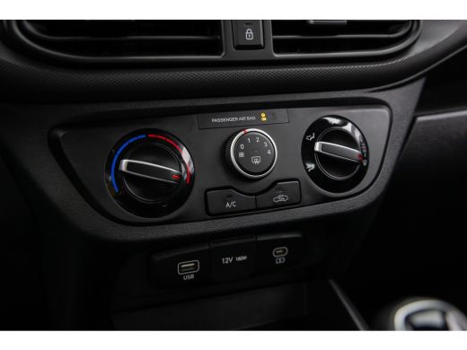 Hyundai i10 1.0 Comfort 5-zits | Apple Carplay/Android Auto | Cruise control | LED koplampen | Airco | Airco ... ActivLease financial lease