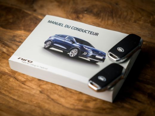 Kia Niro 1.6 GDi Hybrid DynamicLine Automaat (APPLE CARPLAY, GROOT NAVI, CAMERA, LEDER, SPORTSTOELEN, ADAP... ActivLease financial lease