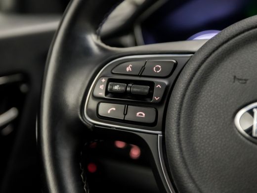 Kia Niro 1.6 GDi Hybrid DynamicLine Automaat (APPLE CARPLAY, GROOT NAVI, CAMERA, LEDER, SPORTSTOELEN, ADAP... ActivLease financial lease