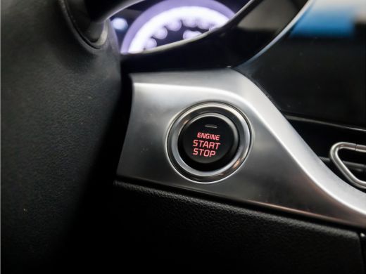 Kia Niro 1.6 GDi Hybrid DynamicLine Automaat (APPLE CARPLAY, GROOT NAVI, CAMERA, LEDER, SPORTSTOELEN, ADAP... ActivLease financial lease