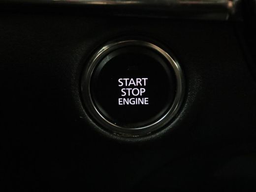 Mazda 3 2.0 e-SkyActiv-G Sportive | Head-Up | Stoelverwarming | Adaptive cruise | Camera | Carplay | Stuu... ActivLease financial lease