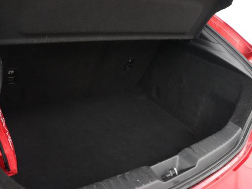 Mazda 3 2.0 e-SkyActiv-G Sportive | Head-Up | Stoelverwarming | Adaptive cruise | Camera | Carplay | Stuu... ActivLease financial lease