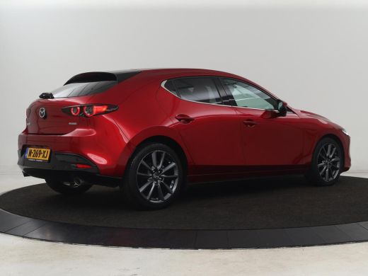 Mazda 3 2.0 e-SkyActiv-G Sportive | Head-Up | Stoelverwarming | Adaptive cruise | Camera | Carplay | Stuu... ActivLease financial lease