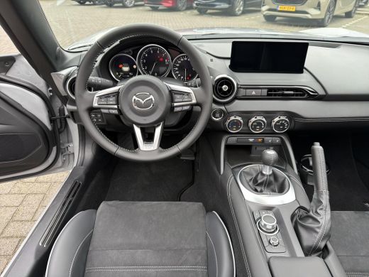 Mazda MX-5 1.5 SkyActiv-G 132 Homura Recaro Interieur | Brembo Remsysteem voor ActivLease financial lease