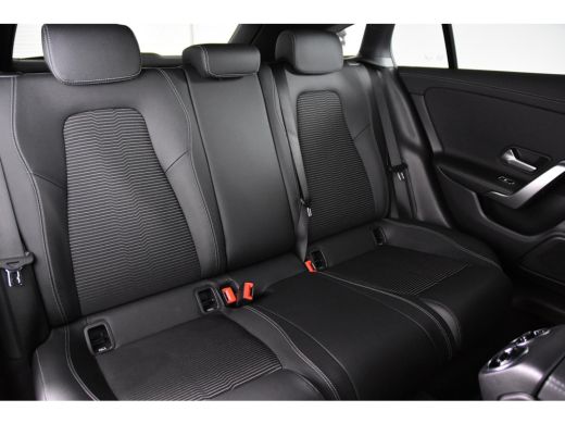 Mercedes-Benz CLA 180 Shooting Brake *1ste Eigenaar*Leer*Camera* ActivLease financial lease