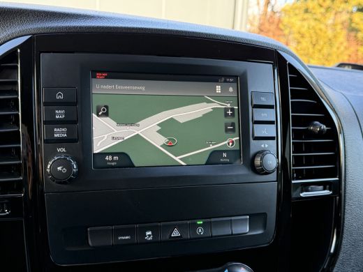 Mercedes-Benz Vito 114 CDI AUT / DUBBELE CABINE / L2H1 / 1e EIG. / ECC / CRUISE / CAMERA / LED / TREKHAAK / ACHTERKLEP ActivLease financial lease