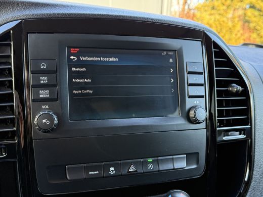 Mercedes-Benz Vito 114 CDI AUT / DUBBELE CABINE / L2H1 / 1e EIG. / ECC / CRUISE / CAMERA / LED / TREKHAAK / ACHTERKLEP ActivLease financial lease