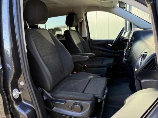 Mercedes-Benz Vito 114 CDI AUT / DUBBELE CABINE / L2H1 / 1e EIG. / ECC / CRUISE / CAMERA / LED / TREKHAAK / ACHTERKLEP ActivLease financial lease