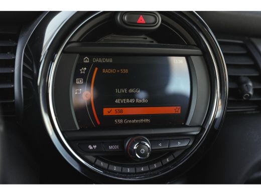 Mini Cooper Cooper Automaat / Pepper / Comfort Access / LED / Navigatiesysteem / Airconditioning / Cruise Con... ActivLease financial lease