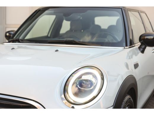 Mini Cooper Cooper Automaat / Pepper / Comfort Access / LED / Navigatiesysteem / Airconditioning / Cruise Con... ActivLease financial lease