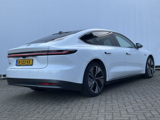 NIO ET7 75 kWh Dual AWD 653PK Incl. BTW Pano 360&deg; Full option Massage Autopilot Nieuwstaat! ActivLease financial lease