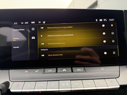 Opel Astra Sports Tourer 225pk Hybrid GSe (Keyless Entry - 360gr Camera - Stoel-/- stuurwielverwarming - LED... ActivLease financial lease