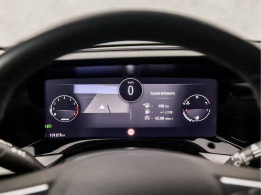 Opel Mokka 1.2 Elegance Sport (VIRTUAL COCKPIT, APPLE CARPLAY, GROOT NAVI, 360 CAMERA, KEYLESS, SPORTSTOELEN... ActivLease financial lease