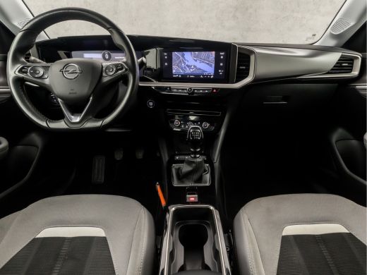 Opel Mokka 1.2 Elegance Sport (VIRTUAL COCKPIT, APPLE CARPLAY, GROOT NAVI, 360 CAMERA, KEYLESS, SPORTSTOELEN... ActivLease financial lease